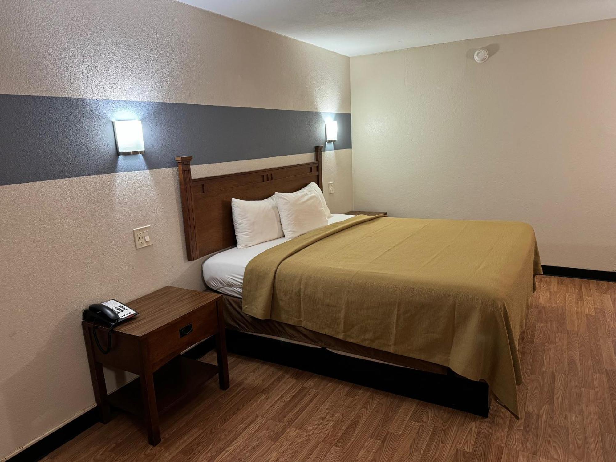 Americas Best Value Inn Marshall Bel Air Esterno foto