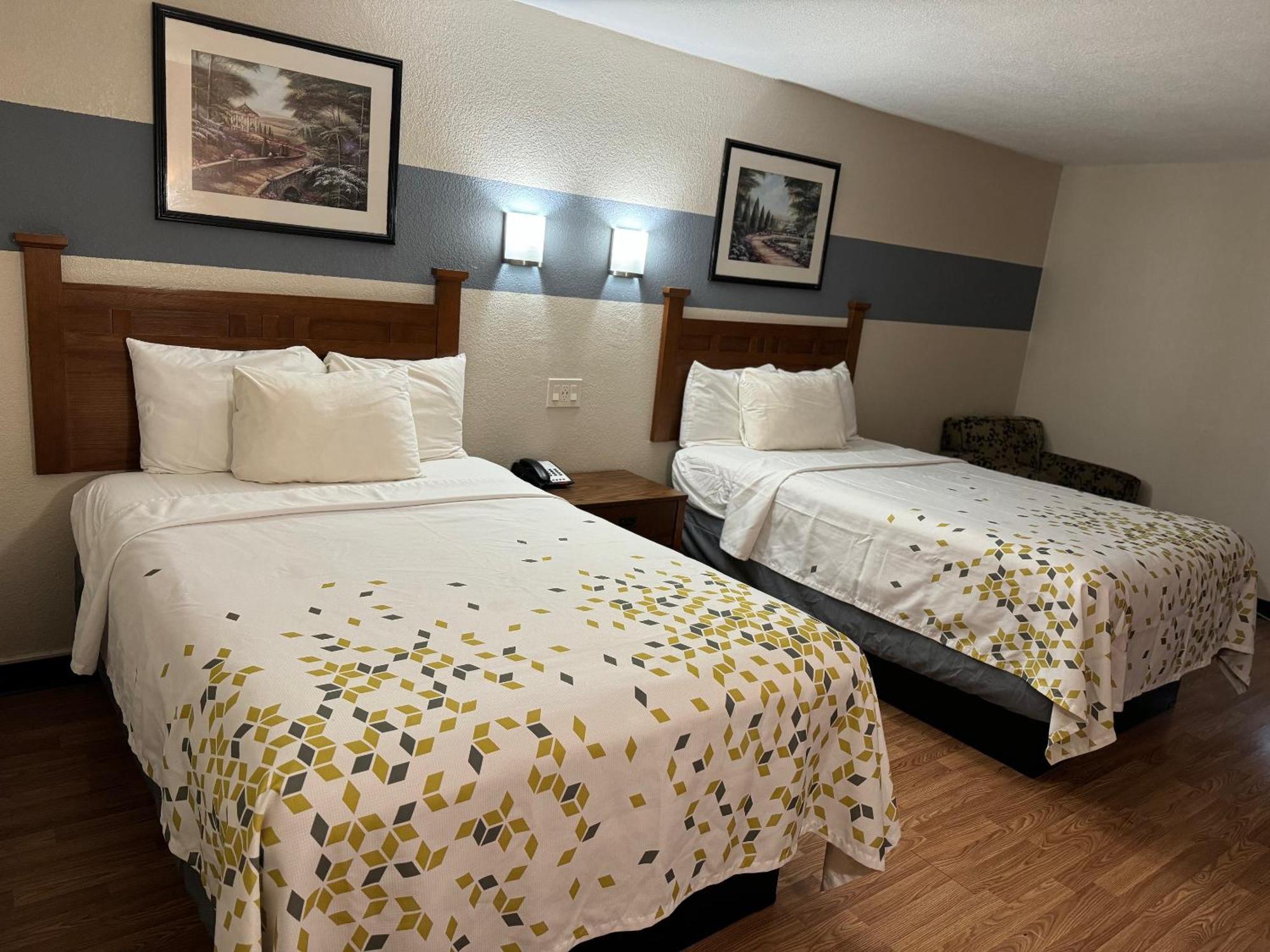 Americas Best Value Inn Marshall Bel Air Esterno foto