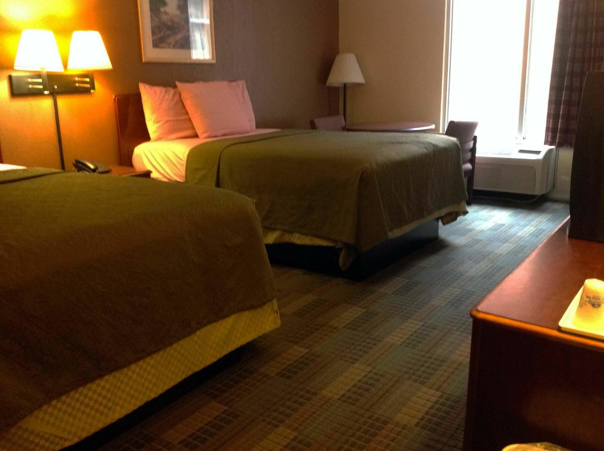 Americas Best Value Inn Marshall Bel Air Esterno foto